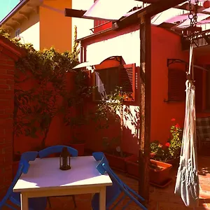 https://bedbreakfast-le-civette.it-lombardy.com