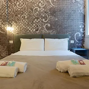 https://palazzo-di-giulietta.hotelinveneto.com
