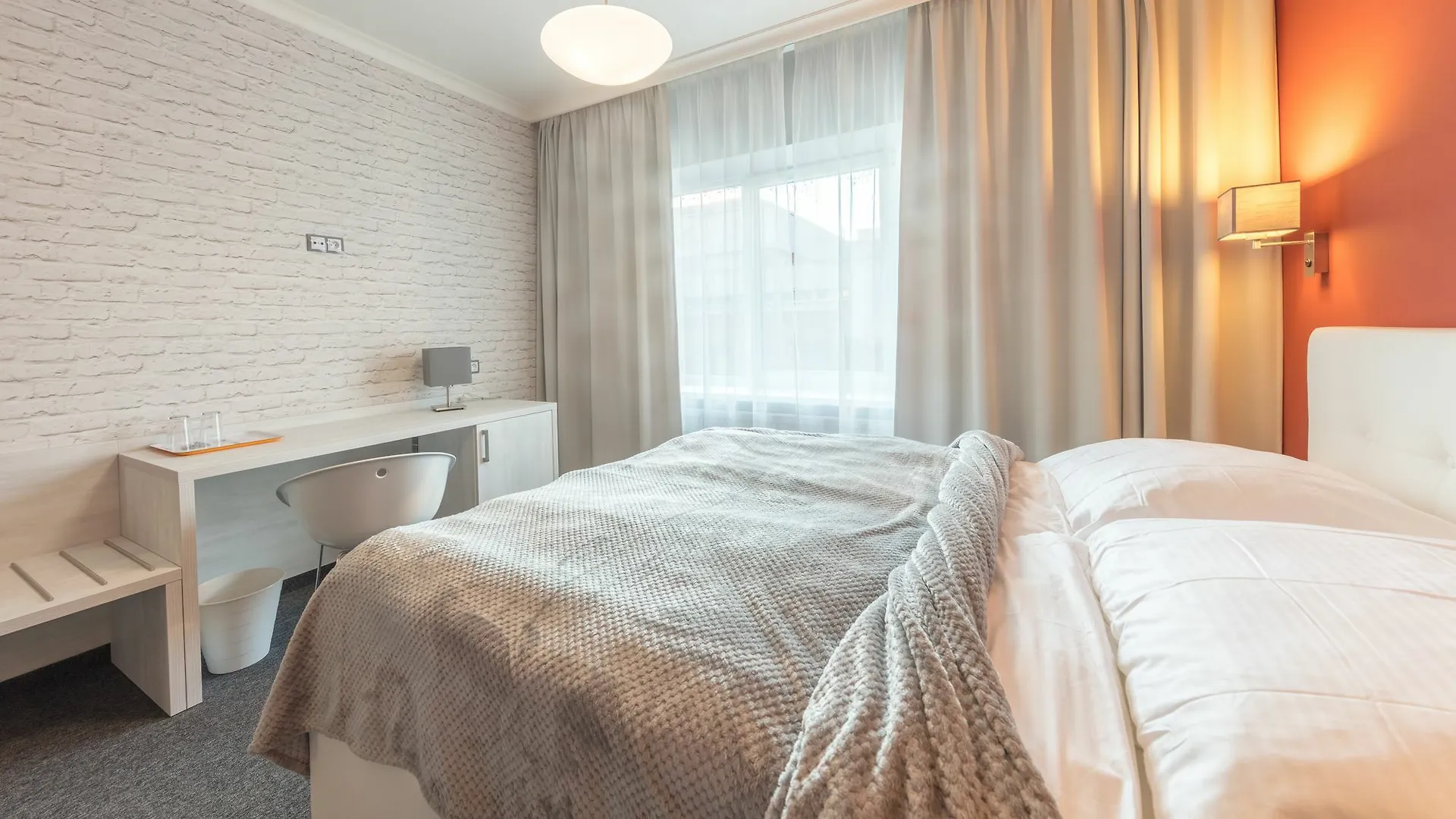 Grand Petit Hotel Praga 3*,